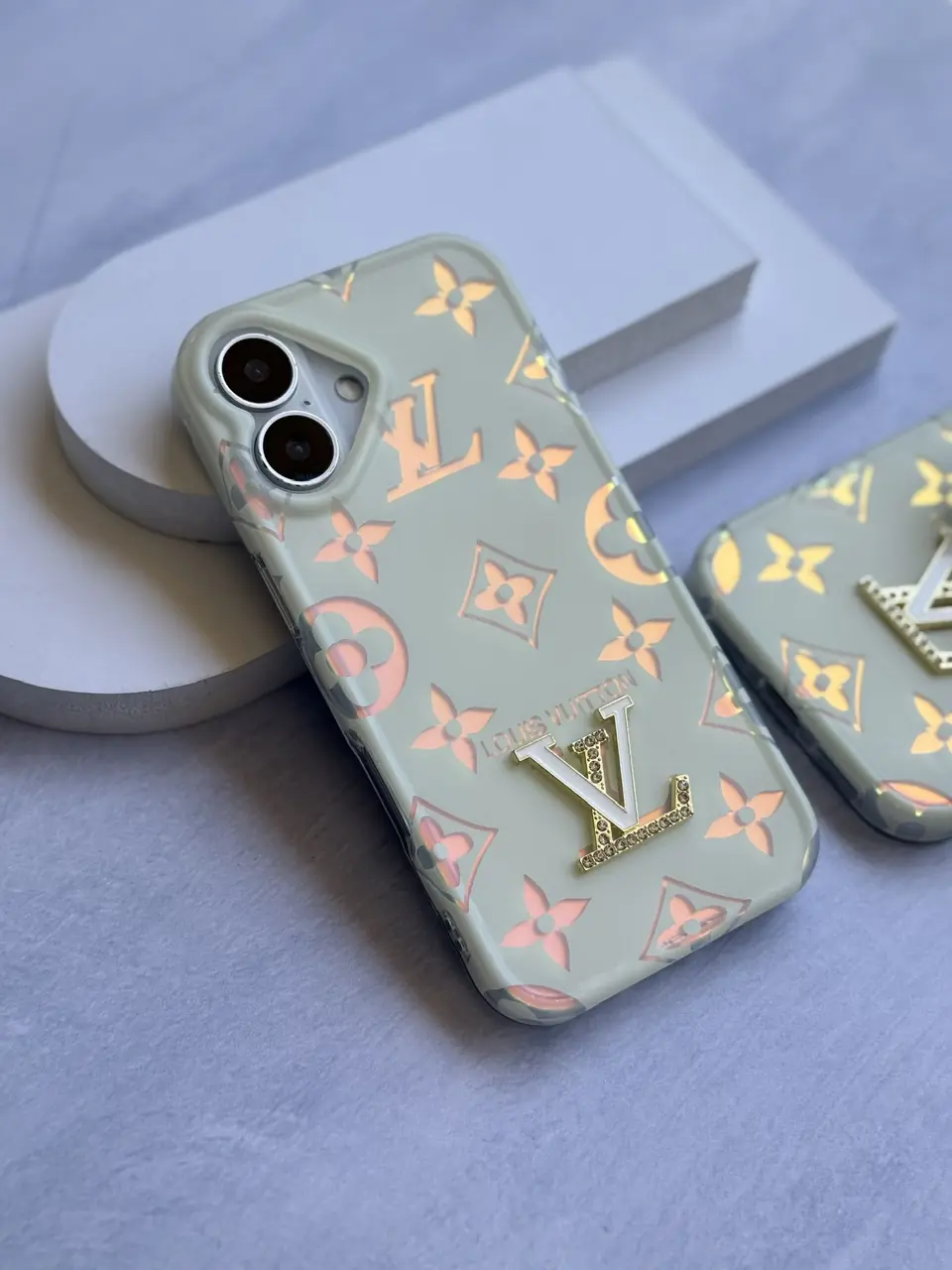 5d153b قاب Louis Vuitton هولوگرامی آیفون (کدC2221) - تصویر 1