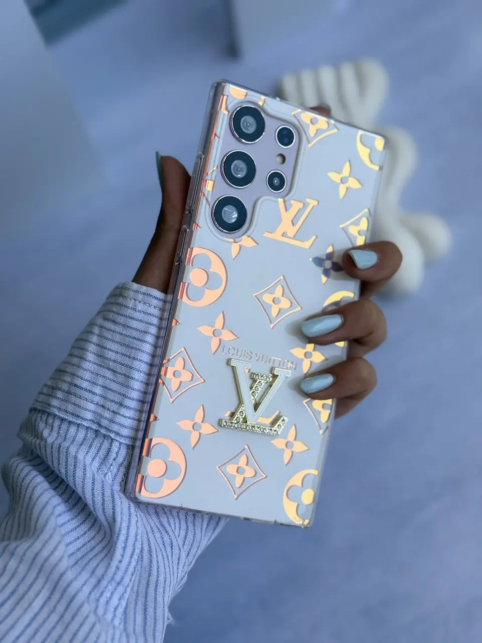 7d6376 قاب Louis Vuitton هولوگرامی سامسونگ و شیائومی (کدC2221) - تصویر 1